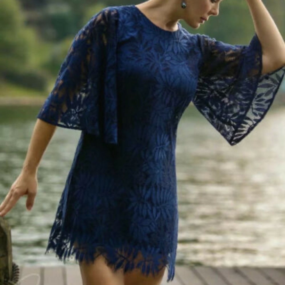 Lilly Pulitzer Navy blue “Fern” lace dress/romper NWTags